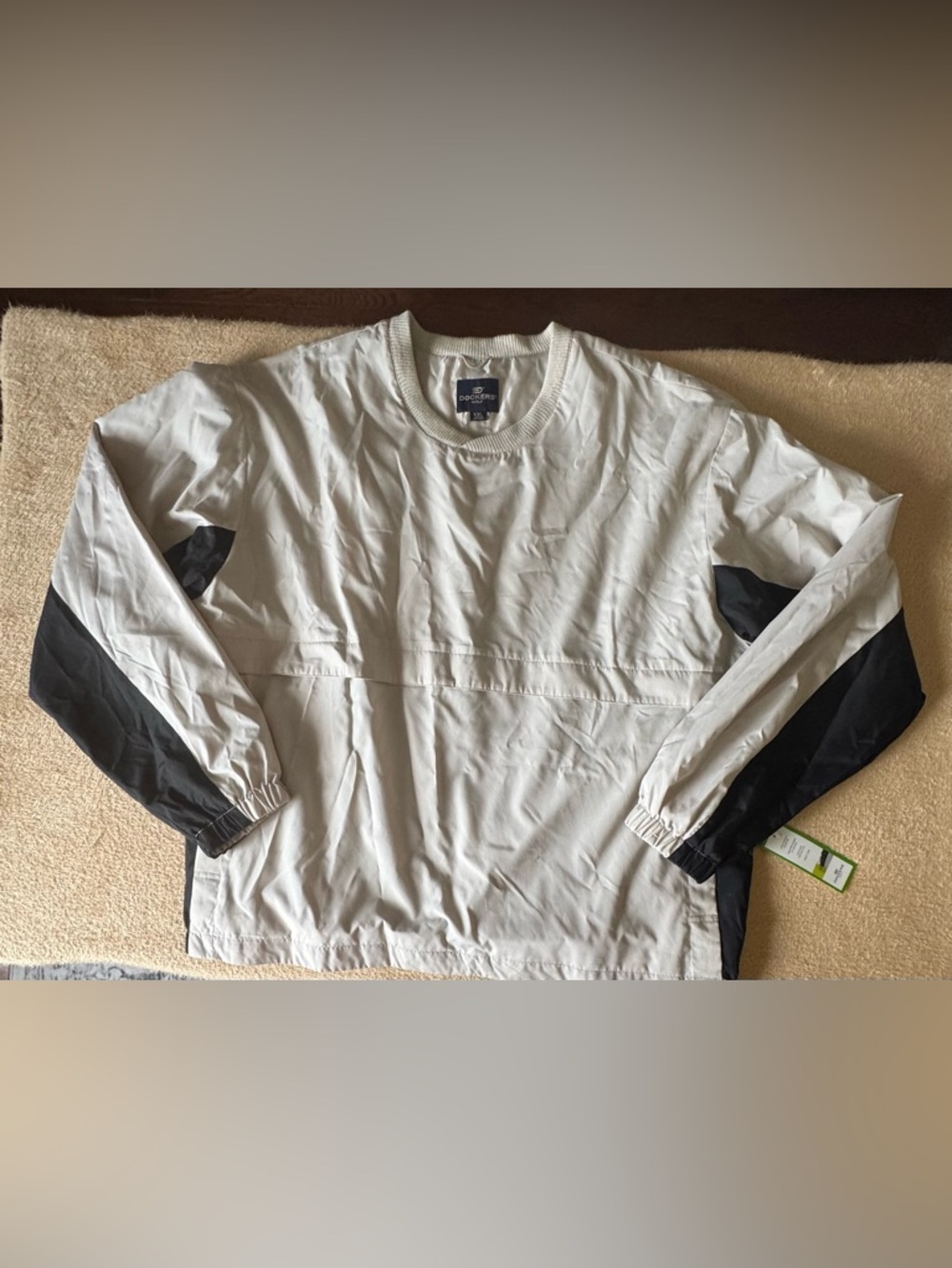 Dockers Golf Men's Tan Crewneck Pullover with Black Sleeve Panels